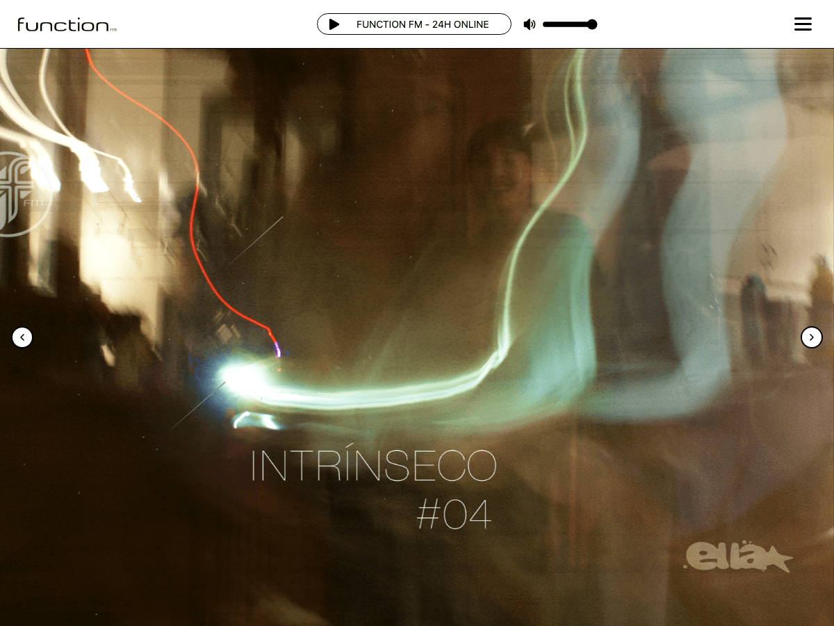 Function FM homepage with its radio player and navigation